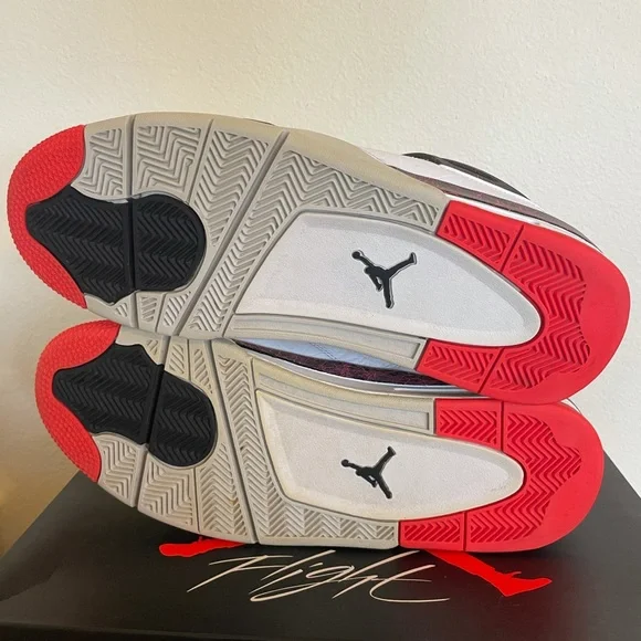 SOLD ❌ Jordan 4 Retro Pale Citron “Flight Nostalgia” size 13 308497-116 2019 - Picture 7 of 8